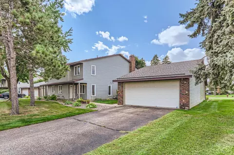 9308 Indian Blvd S, Cottage Grove, MN 55016