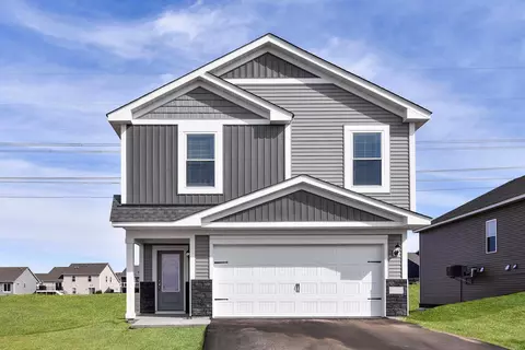5389 Farmstead Pl, North Branch, MN 55056