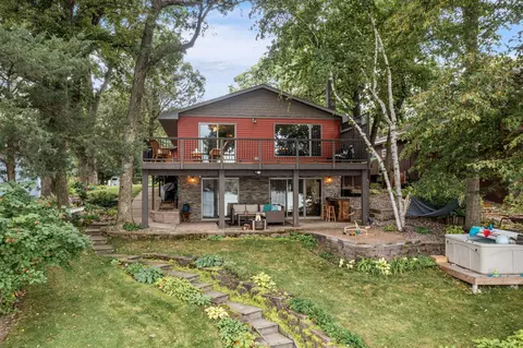 10801 55th St, Clear Lake, MN 55319