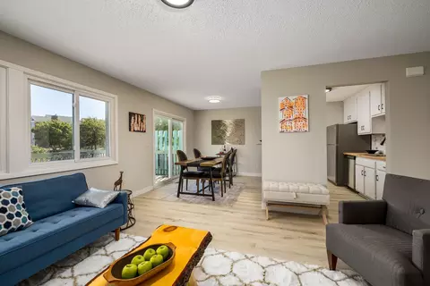 4564 Cinnamon Ridge Trl #4564, Eagan, MN 55122