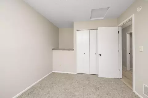 4564 Cinnamon Ridge Trl #4564, Eagan, MN 55122 photo 3