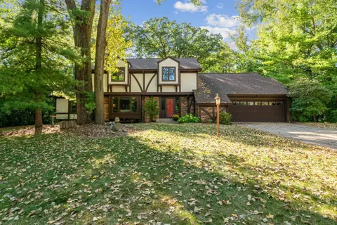 15544 Holdridge Dr E, Wayzata, MN 55391