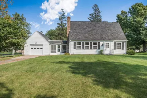 28625 Old Towne Rd, Chisago City, MN 55013