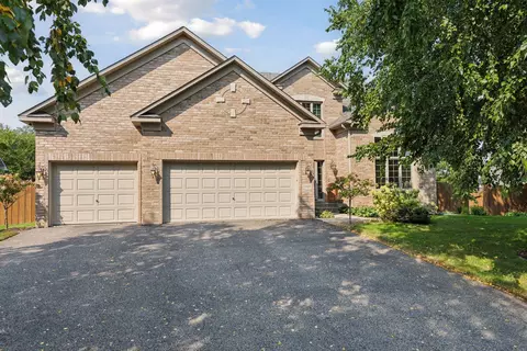 1103 Overlook Ln, Carver, MN 55315