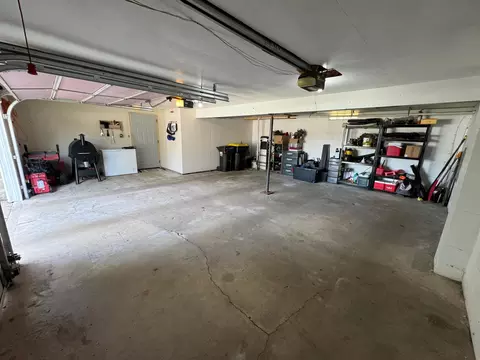 806 Des Moines Dr, Windom, MN 56101 photo 12