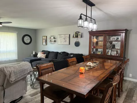 806 Des Moines Dr, Windom, MN 56101 photo 16