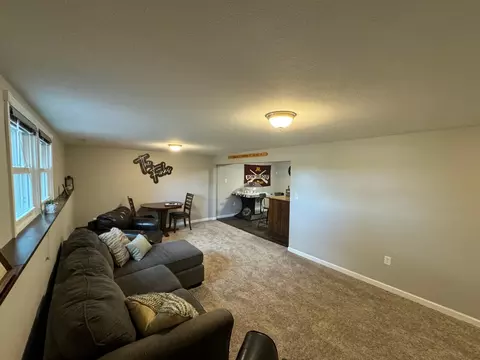 806 Des Moines Dr, Windom, MN 56101 photo 30
