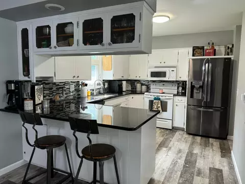 806 Des Moines Dr, Windom, MN 56101 photo 13