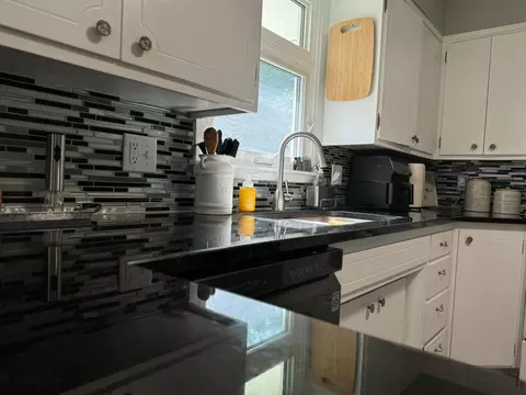 806 Des Moines Dr, Windom, MN 56101 photo 14