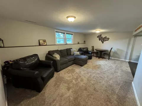 806 Des Moines Dr, Windom, MN 56101 photo 29