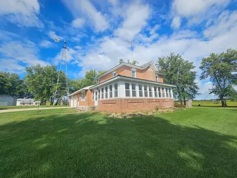1235 Chatfield St S, Dover, MN 55929 photo 2