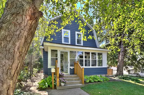 2116 Berkeley Ave, Saint Paul, MN 55105