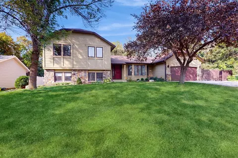 11100 48th Ave N, Plymouth, MN 55442