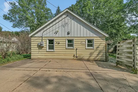 1113 8th Ave SE, Saint Cloud, MN 56304 photo 11