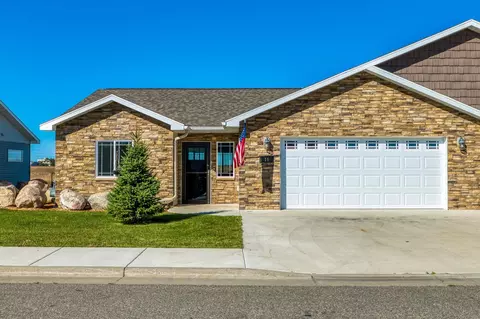 1615 30th St NW #14, Bemidji, MN 56601