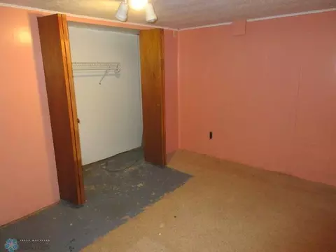 281 Walnut St, Kindred, ND 58051 photo 17