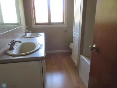 281 Walnut St, Kindred, ND 58051 photo 28