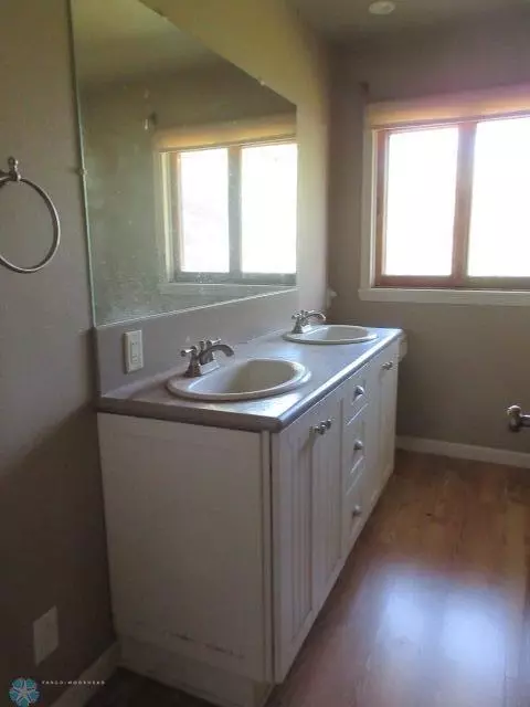 281 Walnut St, Kindred, ND 58051 photo 29