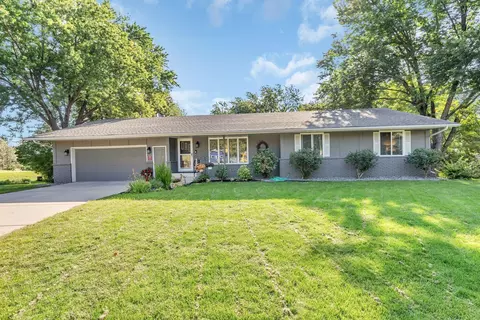 930 Jeffrey Ct, Saint Cloud, MN 56303