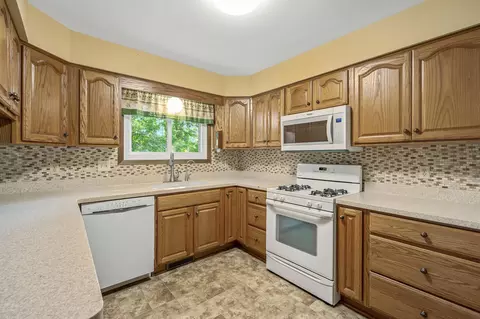 1663 170th Ln NE, Ham Lake, MN 55304 photo 11