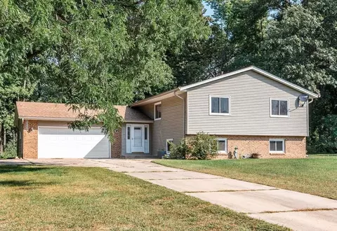 1663 170th Ln NE, Ham Lake, MN 55304