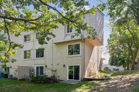 1753 Meadowlark Rd, Eagan, MN 55122 photo 33