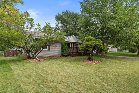 519 Doris Ave, Shoreview, MN 55126