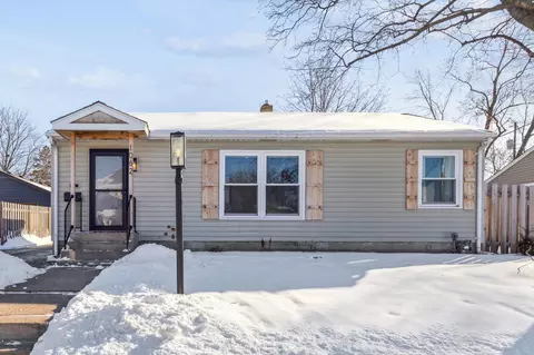 1062 Colby St, Saint Paul, MN 55116