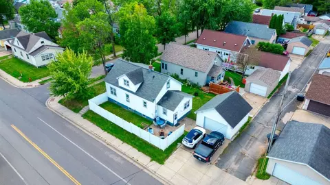 601 11th St S, Virginia, MN 55792