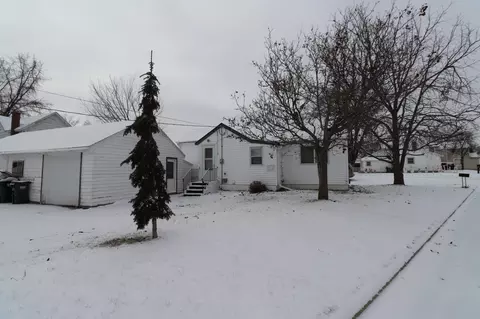 101 3rd Ave SE, Melrose, MN 56352