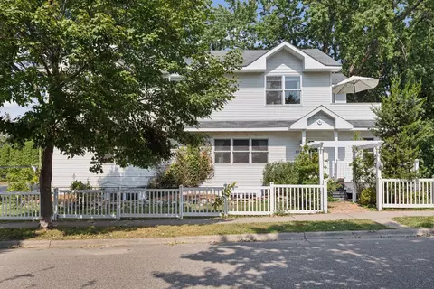 2920 W 42nd St, Minneapolis, MN 55410