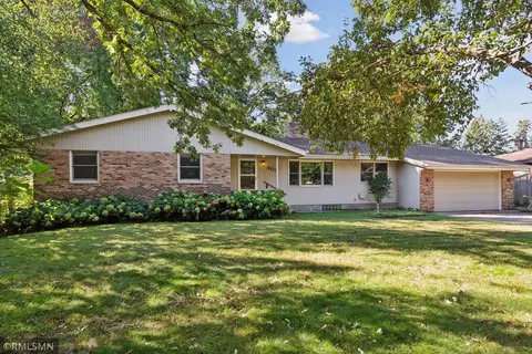 900 18th St, Newport, MN 55055