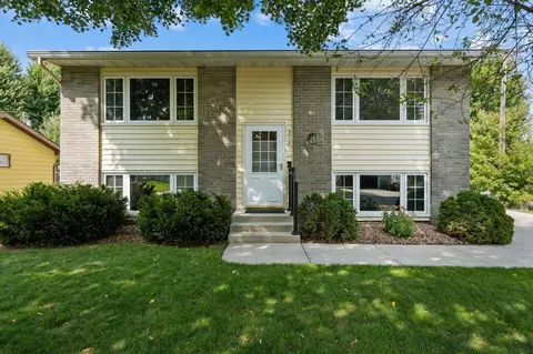312 13th St SW, Owatonna, MN 55060