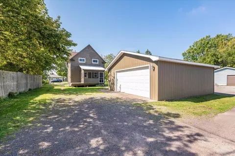 1821 E 4th St, Superior, WI 54880 photo 16