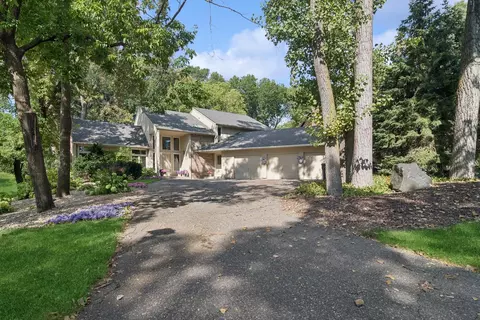 7728 Shaughnessy Rd, Edina, MN 55439