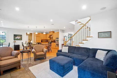1611 Tramore Pl, Eagan, MN 55122 photo 27