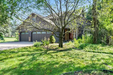 1831 Pheasant Dr, Excelsior, MN 55331 photo 3