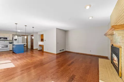 1831 Pheasant Dr, Excelsior, MN 55331 photo 27