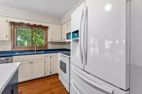 1831 Pheasant Dr, Excelsior, MN 55331 photo 18