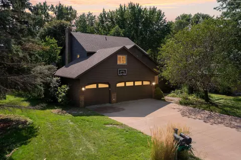 1831 Pheasant Dr, Excelsior, MN 55331