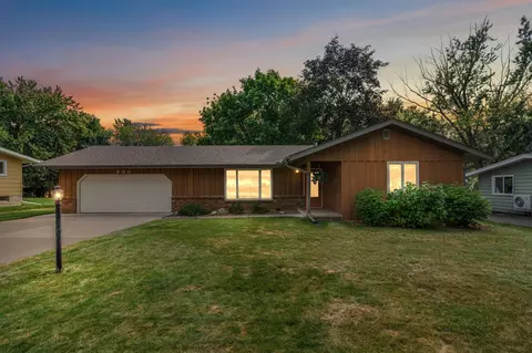 800 Green St, Hudson, WI 54016