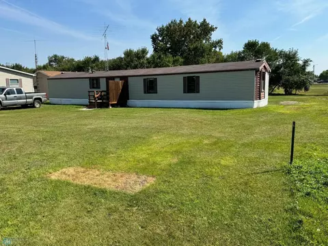 605 6 12 Ave, Milnor, ND 58060