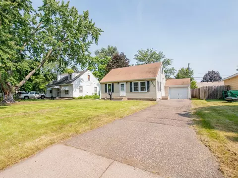 5330 Colfax Ave N, Brooklyn Center, MN 55430