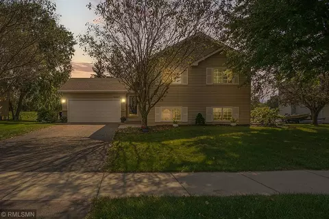 16467 Griffon Trl, Lakeville, MN 55044