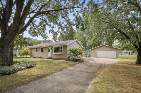 8712 Emerson Ave S, Bloomington, MN 55420