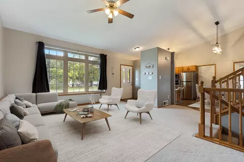 602 Genesis Ave, Marshall, MN 56258 photo 5