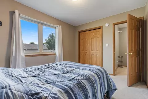 602 Genesis Ave, Marshall, MN 56258 photo 22