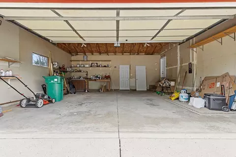 602 Genesis Ave, Marshall, MN 56258 photo 36