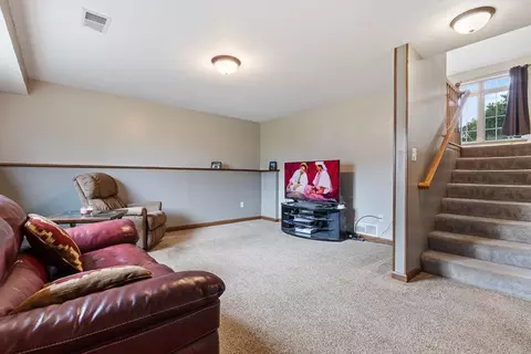 602 Genesis Ave, Marshall, MN 56258 photo 25