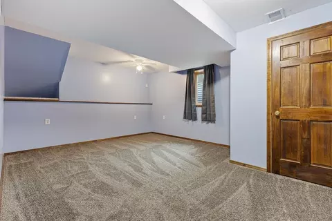 602 Genesis Ave, Marshall, MN 56258 photo 31